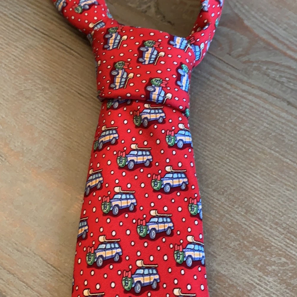 Vineyard Vines tie